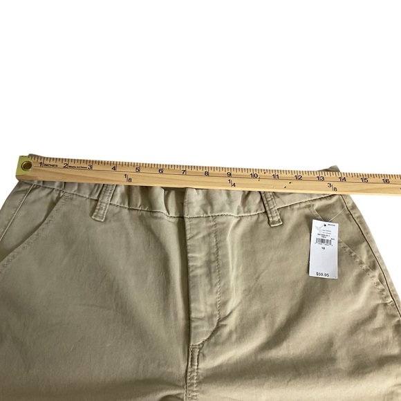 GAP Kids Classic Khaki Shorts - Picture 8 of 8